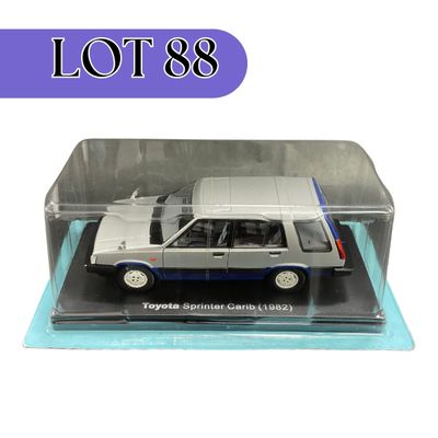 -88- 1:24 SCALE | 1982 Toyota Sprinter Carib