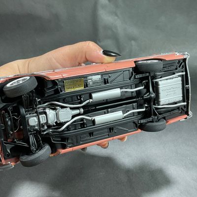 -151- 1:24 SCALE | Limited Edition 1957 Chrysler New Yorker Sports Coupe | Danbury Mint