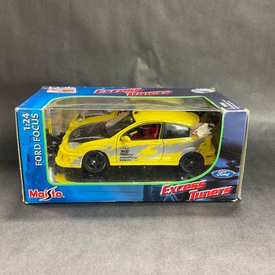-109- 1:24 SCALE | Ford Focus