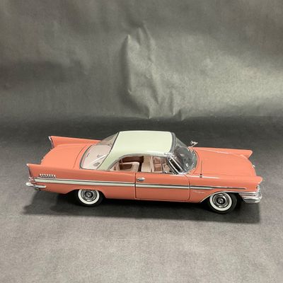 -151- 1:24 SCALE | Limited Edition 1957 Chrysler New Yorker Sports Coupe | Danbury Mint