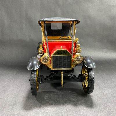 -97- COLLECTIBLE | The Tin Lizzy 1914 Model T