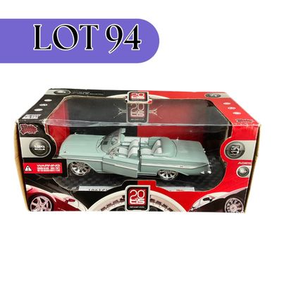 -94- 1:24 SCALE | 1961 Chevrolet Impala SS Convertible