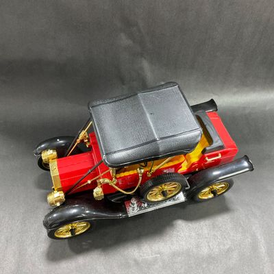 -97- COLLECTIBLE | The Tin Lizzy 1914 Model T