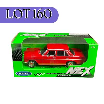 -160- 1:24 SCALE | Mercedes Benz 220