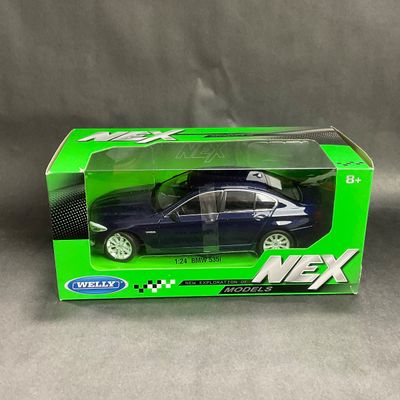 -167- 1:24 SCALE | BMW 535i
