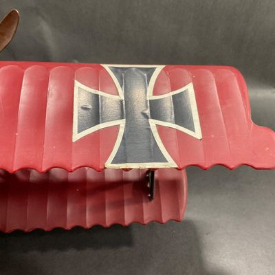 -82- COLLECTIBLE | 1950’s WW1 Red Baron Fokker D-7 Plane