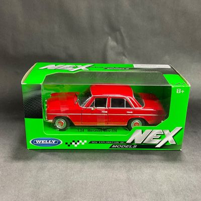 -160- 1:24 SCALE | Mercedes Benz 220