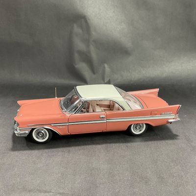 -151- 1:24 SCALE | Limited Edition 1957 Chrysler New Yorker Sports Coupe | Danbury Mint
