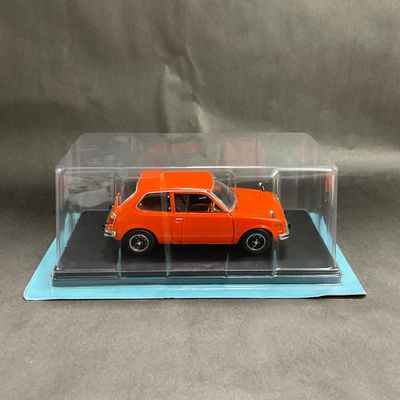 -83- 1:24 SCALE | 1974 Honda Civic RS