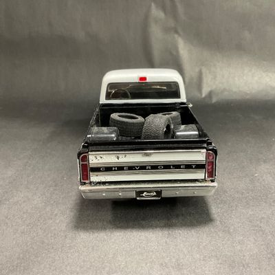 Sale Photo Thumbnail #392