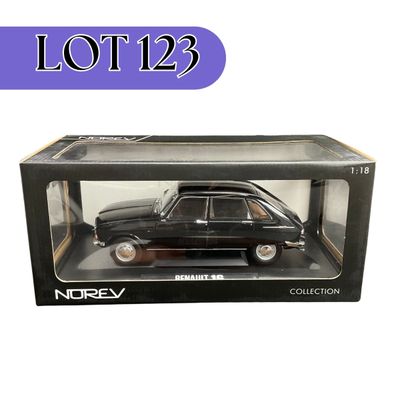 -123- 1:18 SCALE | Renault 16