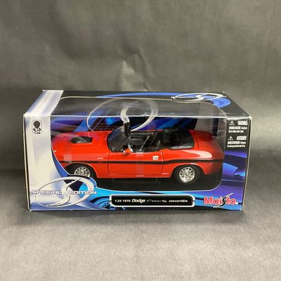 -142- 1:24 SCALE | 1970 Dodge Challenger R/T Convertible