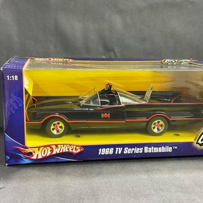 -152- 1:18 SCALE | 1966 TV Series Batmobile