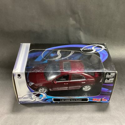 -168- 1:24 SCALE | 2006 Ford Fusion