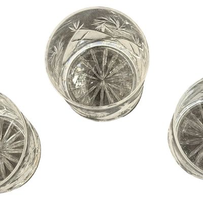 Russian Cut Crystal Double Old-Fashioned Whiskey Rocks Glasses featuring a Classic Geometric Star and Diamond Pattern - Lot of 3