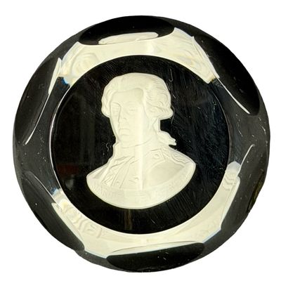 Vintage 1975 Cobalt Royal Blue Crystal Glass PAPERWEIGHT Sulfide Cameo Portrait of MARQUIS DE LAFAYETTE