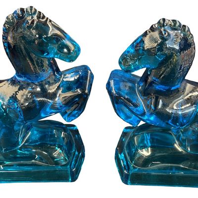 Vintage Set of Mid-20th Century L.E. Smith Aqua or Turquoise Blue Glass Rearing Horse Bookends