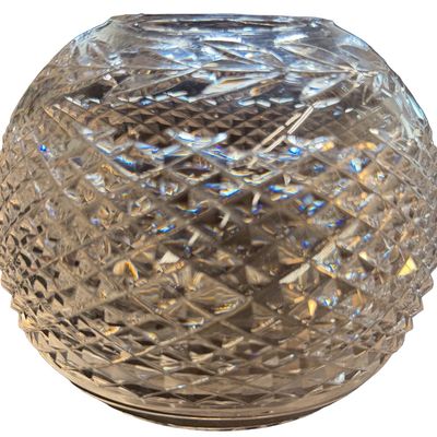 Vintage Waterford Crystal Glandore Pattern Cut-Lead Crystal Round Rose Bowl featuring a Distinctive Laurel Leaf Band and Diamond Cutting