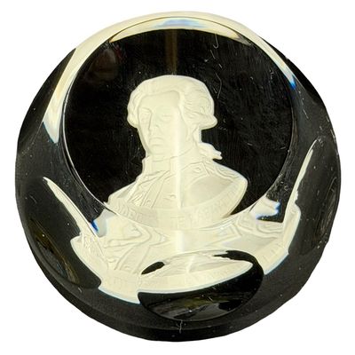 Vintage 1975 Cobalt Royal Blue Crystal Glass PAPERWEIGHT Sulfide Cameo Portrait of MARQUIS DE LAFAYETTE