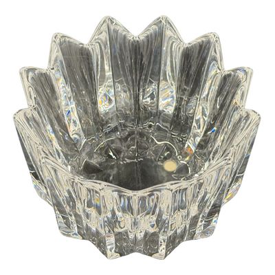 Vintage Orrefors "Fleur" Crystal Bowl designed by Jan Johansson in Sweden, featuring a Distinct Scalloped, Crown-like or Petal Rim