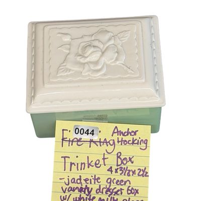 Vintage Anchor Hocking Fire-King Jadeite Green Glass Trinket or Jewelry Box featuring a Matching or Milk Glass/Vitrock Embossed Rose...