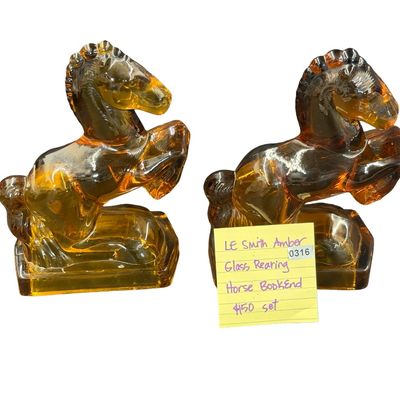 Vintage Set of Mid-20th Century L.E. Smith Amber Glass Rearing Horse Bookends