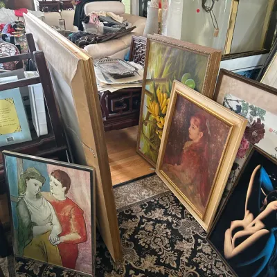 Estate sale photo