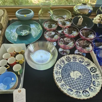 Sale Photo Thumbnail #40: more china & glassware