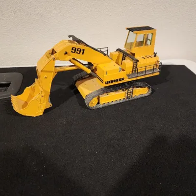 Conrad 2824 Liebherr R 991 Mining Front Shovel Excavator 1/50 Diecast Model Germany