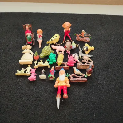 Vintage Lot Miniature Plastic Figures Cake Topper Toys Hong Kong Marx Kitsch