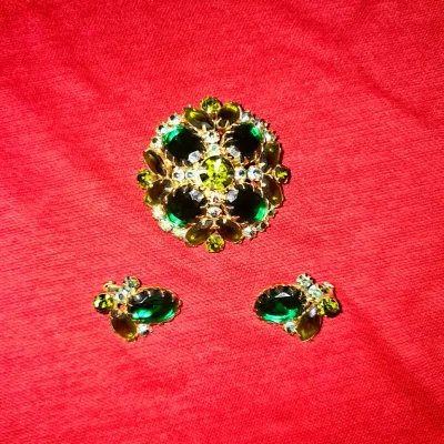 Vintage Juliana Book Piece Set Brooch and Earrings | Jade Emerald Diamonds