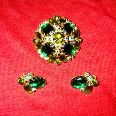 Vintage Juliana Book Piece Set Brooch and Earrings | Jade Emerald Diamonds