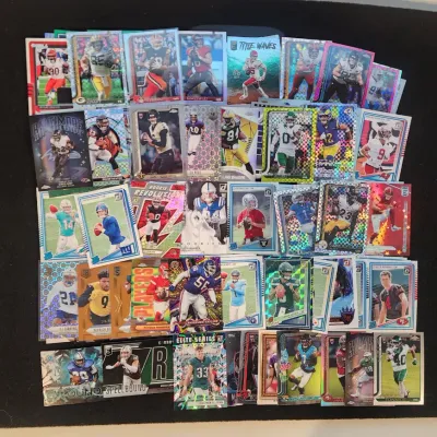 Large Sports Card Football- Jaxon Dart, Patrick Mahomes, Lawrence Taylor, Holos, #'d, Rookie