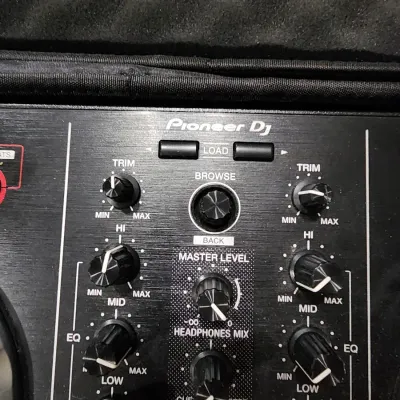 Pioneer DDJ-SB2 DJ Controller Bundle Tested Working with Hard Case & Laptop Stand