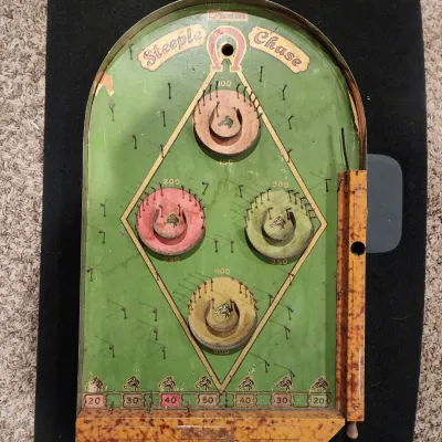 Vintage 1933 Lindstrom Steeple Chase Tabletop Bagatelle Pinball Game Tin Toy