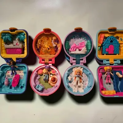 Vintage Polly Pocket Micro Compact Playsets with Figures and Accessories Lot of 4