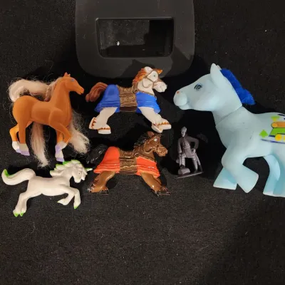 Vintage Horse Toy Lot - 90s Fisher Price Great Adventures Castle Horses & MLP