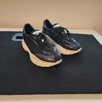 Vintage Authentic Jimmy Choo Raine Size 42 Black Leather and Mesh Lace Up Sneakers Made in Italy