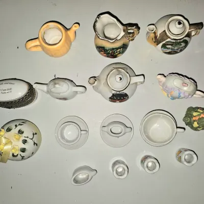 Vintage Miniture Tea, Dollhouse, and Trinkets Lot