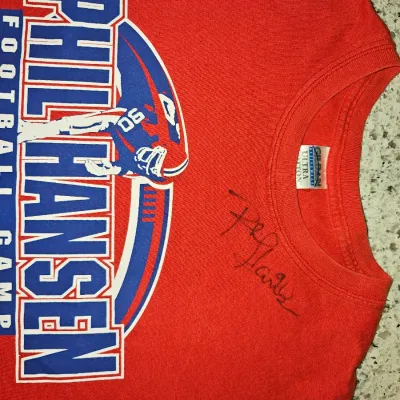 Vintage Autographed NFL Phil Hansen T-Shirt