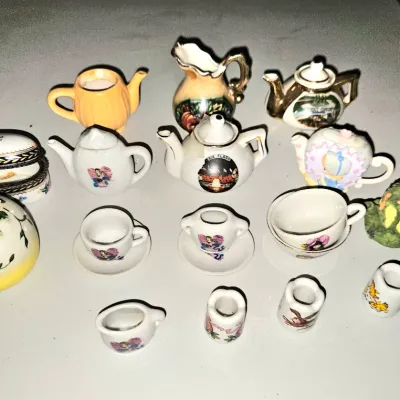 Vintage Miniture Tea, Dollhouse, and Trinkets Lot