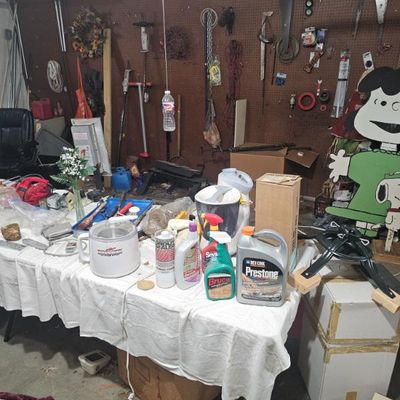 Estate sale photo