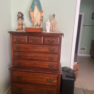 Estate Sales By Olga in Hamilton, NJ