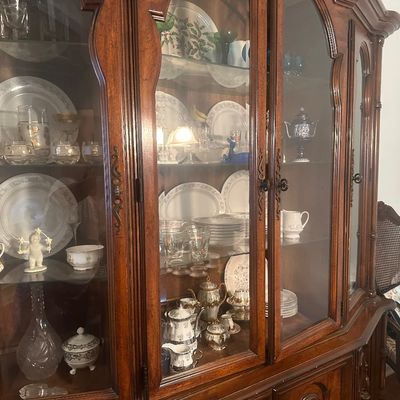 Estate Sales By Olga in Hamilton, NJ