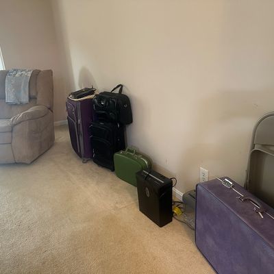 Estate Sales By Olga in Hamilton, NJ