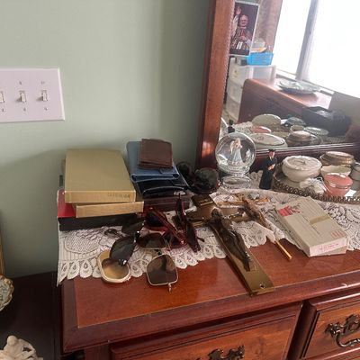 Estate Sales By Olga in Hamilton, NJ