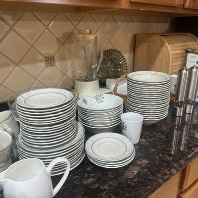 Estate Sales By Olga in Hamilton, NJ