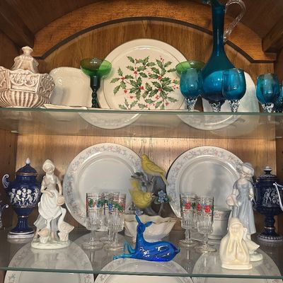 Estate Sales By Olga in Hamilton, NJ