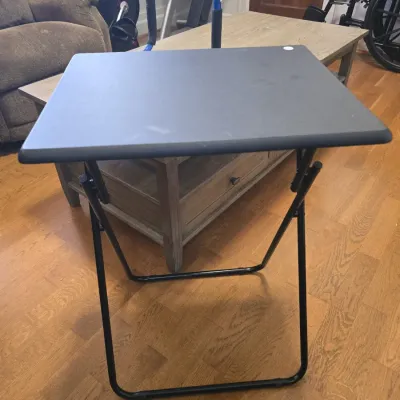 folding table