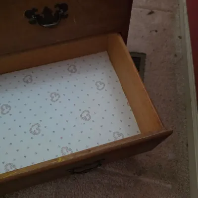 Four Drawer Wooden Dresser (B2-JS)